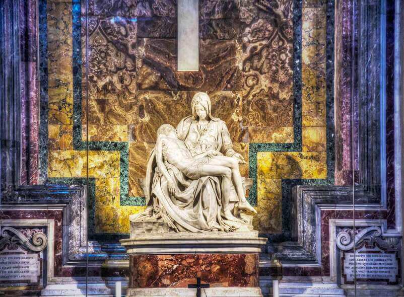 Reveal the most beautiful catholic sculptures with Rome Tour Tickets