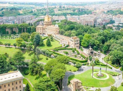 Discover beauty with open bus tour at Vatican Gardens
