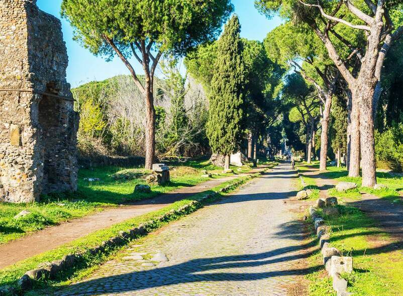 Best Private Rome Catacombs Tour with Countryside View