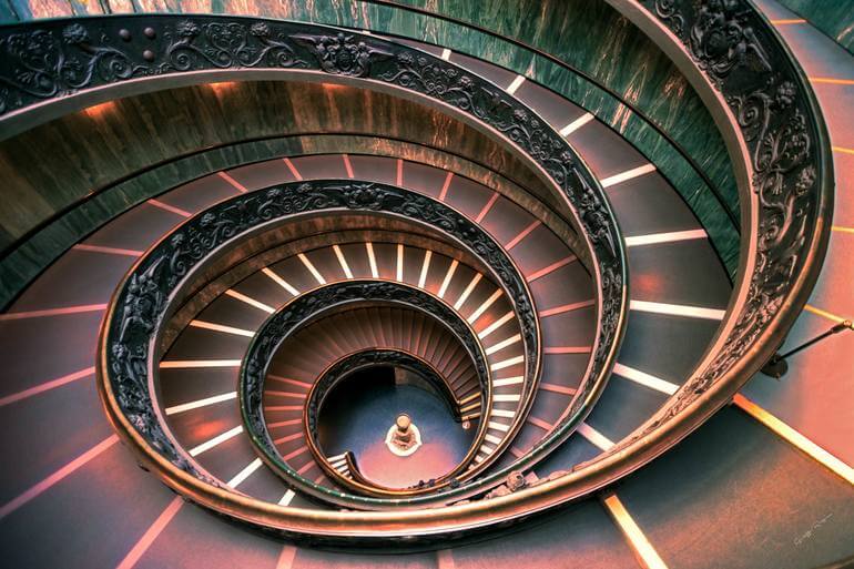 The history of the spiral staircase - Rome Tour Tickets