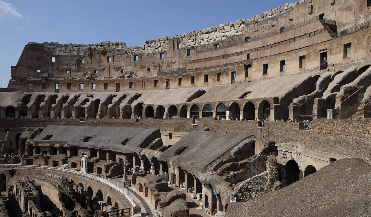 Are Colosseum underground tours claustrophobic