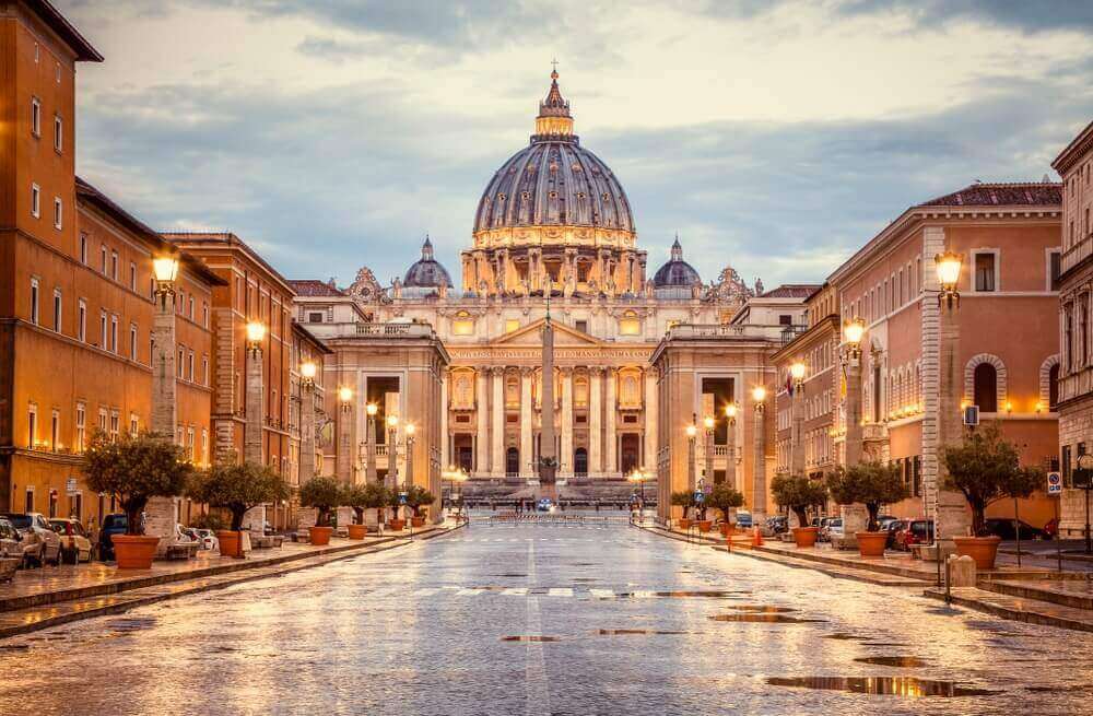 Visit The famous Places in Vatican city - Rome Tour Tickets