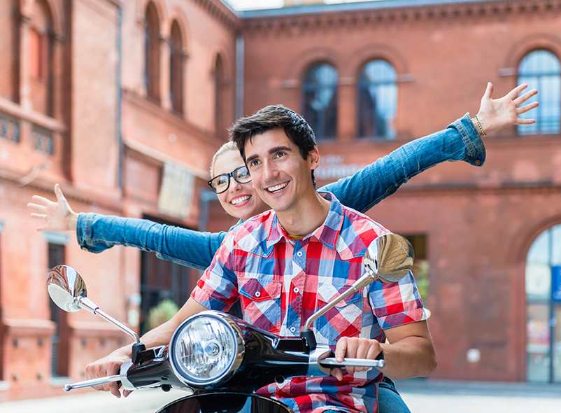 3-hour Rome Vespa Tour with Professional Driver Guide